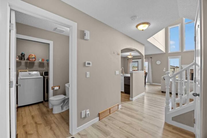 Property Photo:  170 Hidden Hills Terrace NW  AB T3A 6E3 