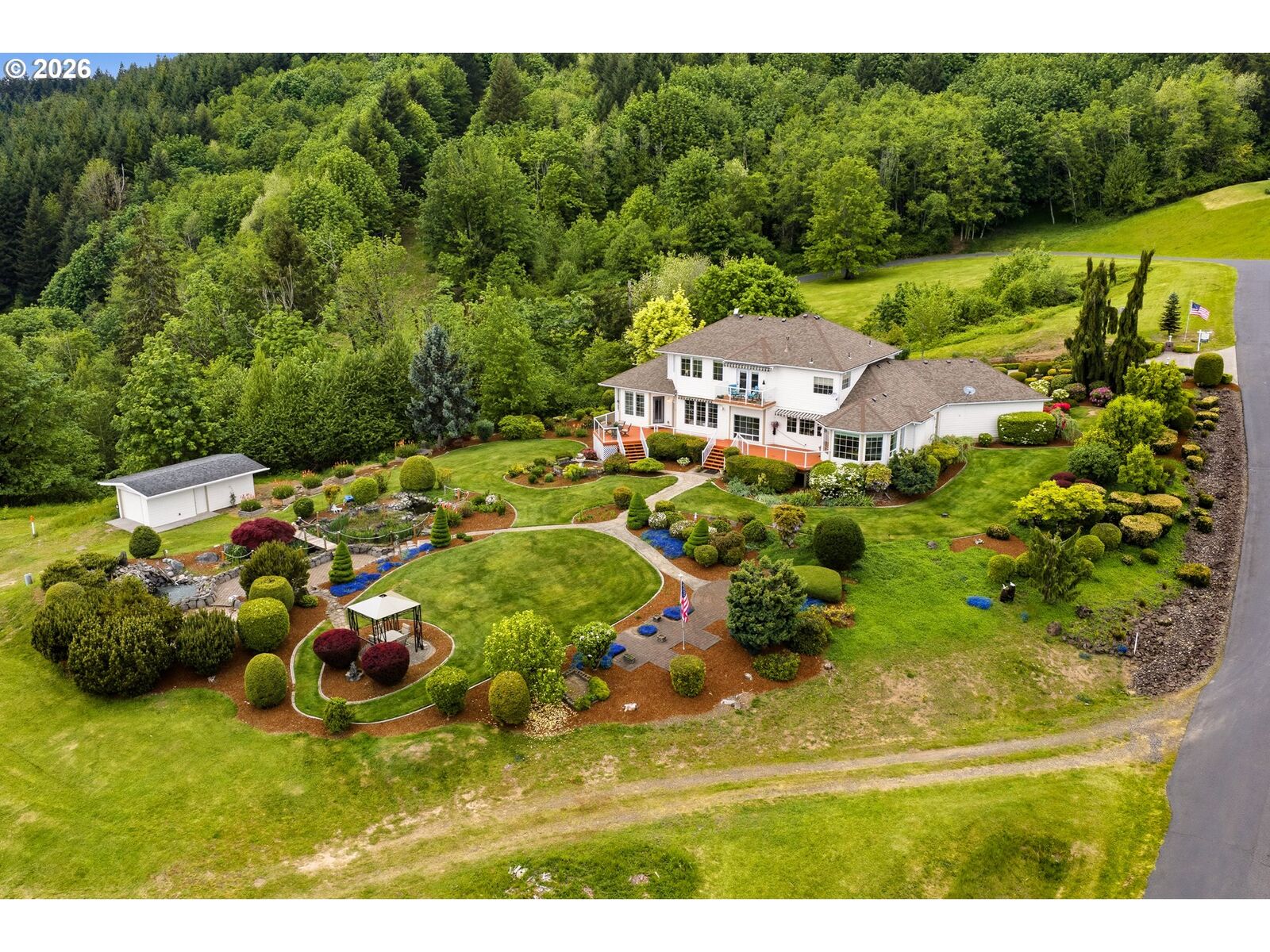 Property Photo:  124 Pompano Rd  WA 98674 