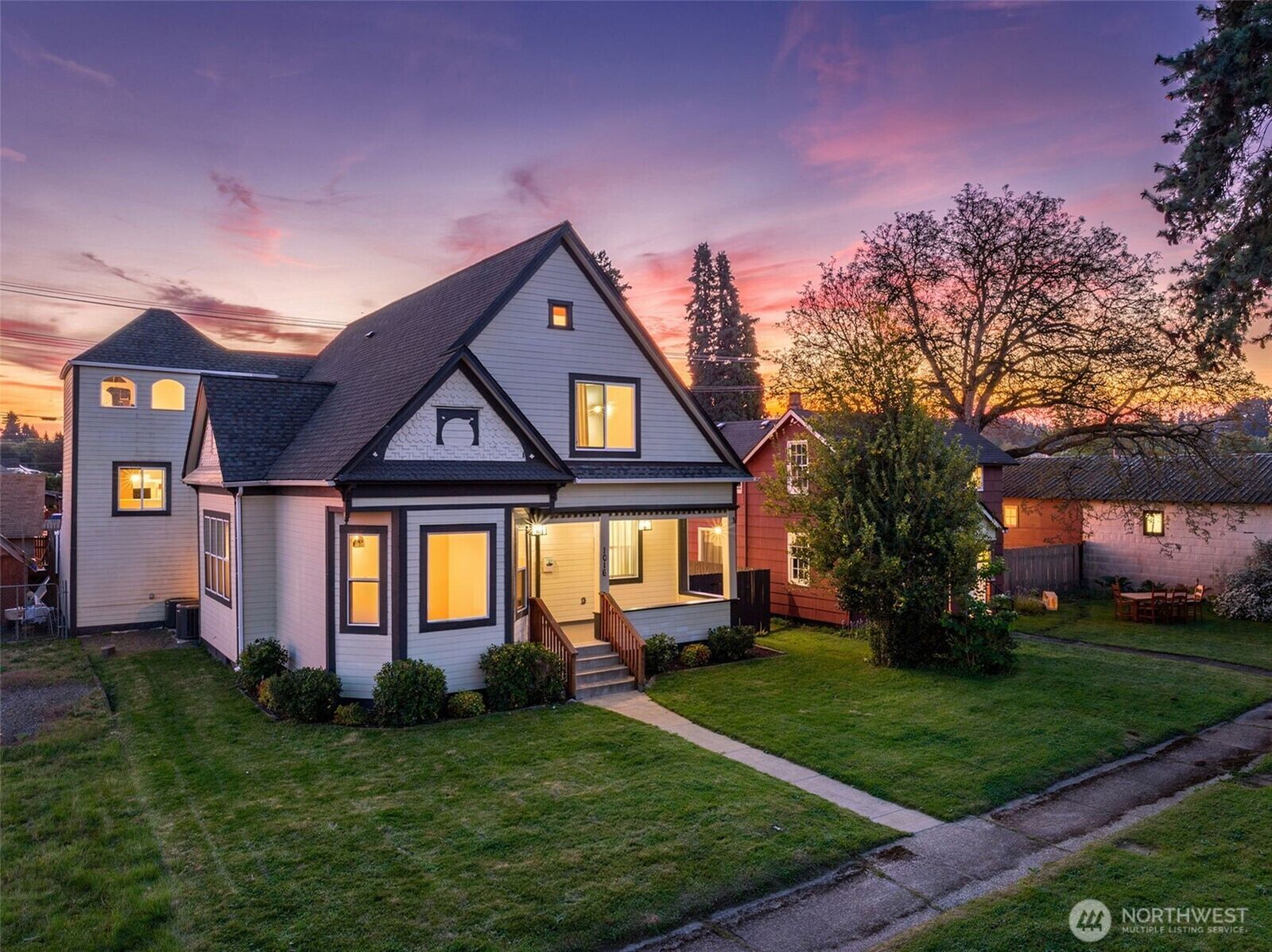 Property Photo: 1016 N Pearl Street WA 98531