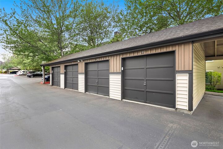Property Photo:  12303  Harbour Pointe Boulevard U305  WA 98275 