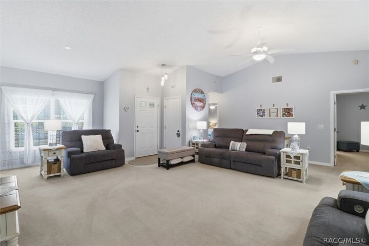 Property Photo:  4155 N Lee Street  FL 34465 