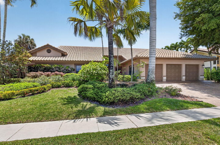 Property Photo:  7166 Montrico Drive  FL 33433 