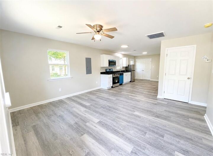 Property Photo:  15105 First St  VA 23840 