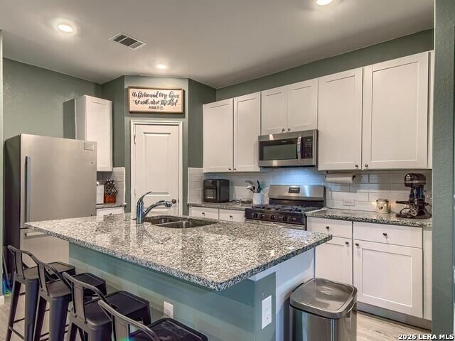 Property Photo:  6231 Belinda Way  TX 78222 