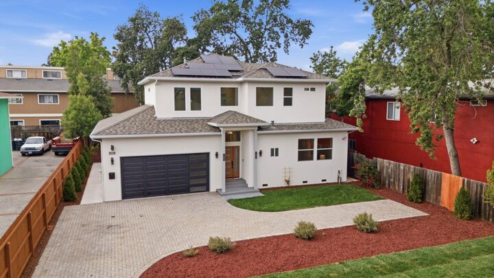 Property Photo:  308 Redwood Avenue  CA 94061 