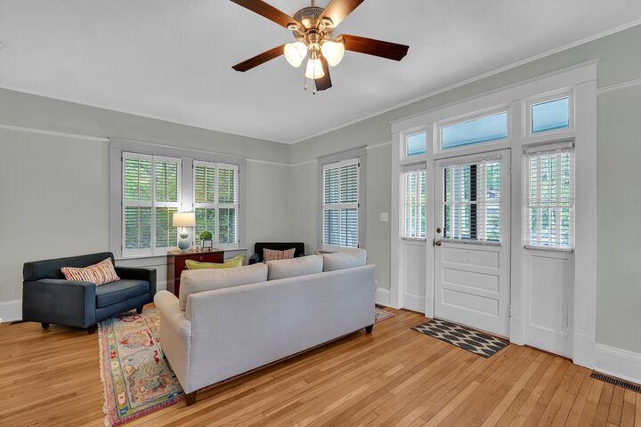 Property Photo:  712 Rutledge Street  SC 29302 
