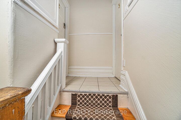 Property Photo: 350 Fifth Avenue ON K1S 2N8