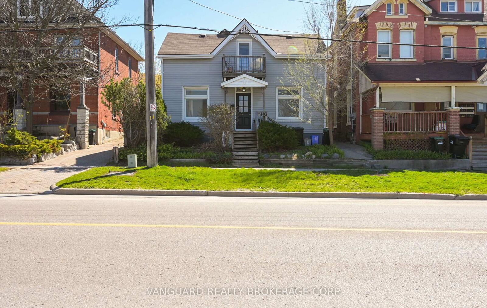 Property Photo:  103 Mulcaster Street  ON L4M 3M7 