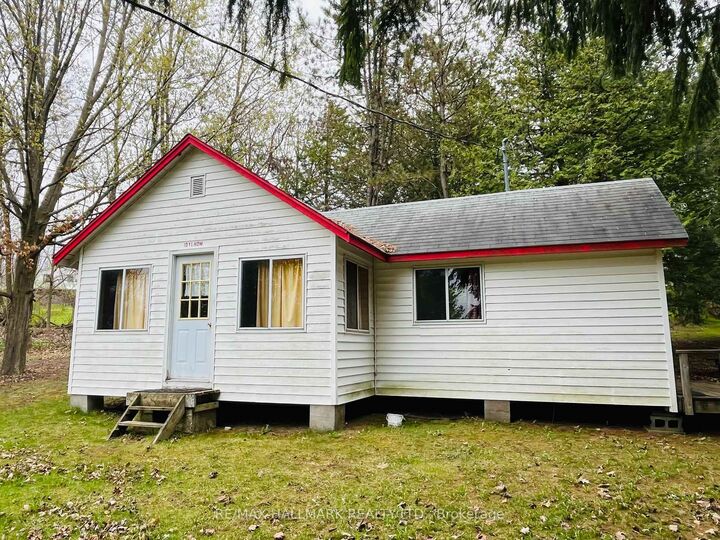 449 Island View Road 103 — photo 1