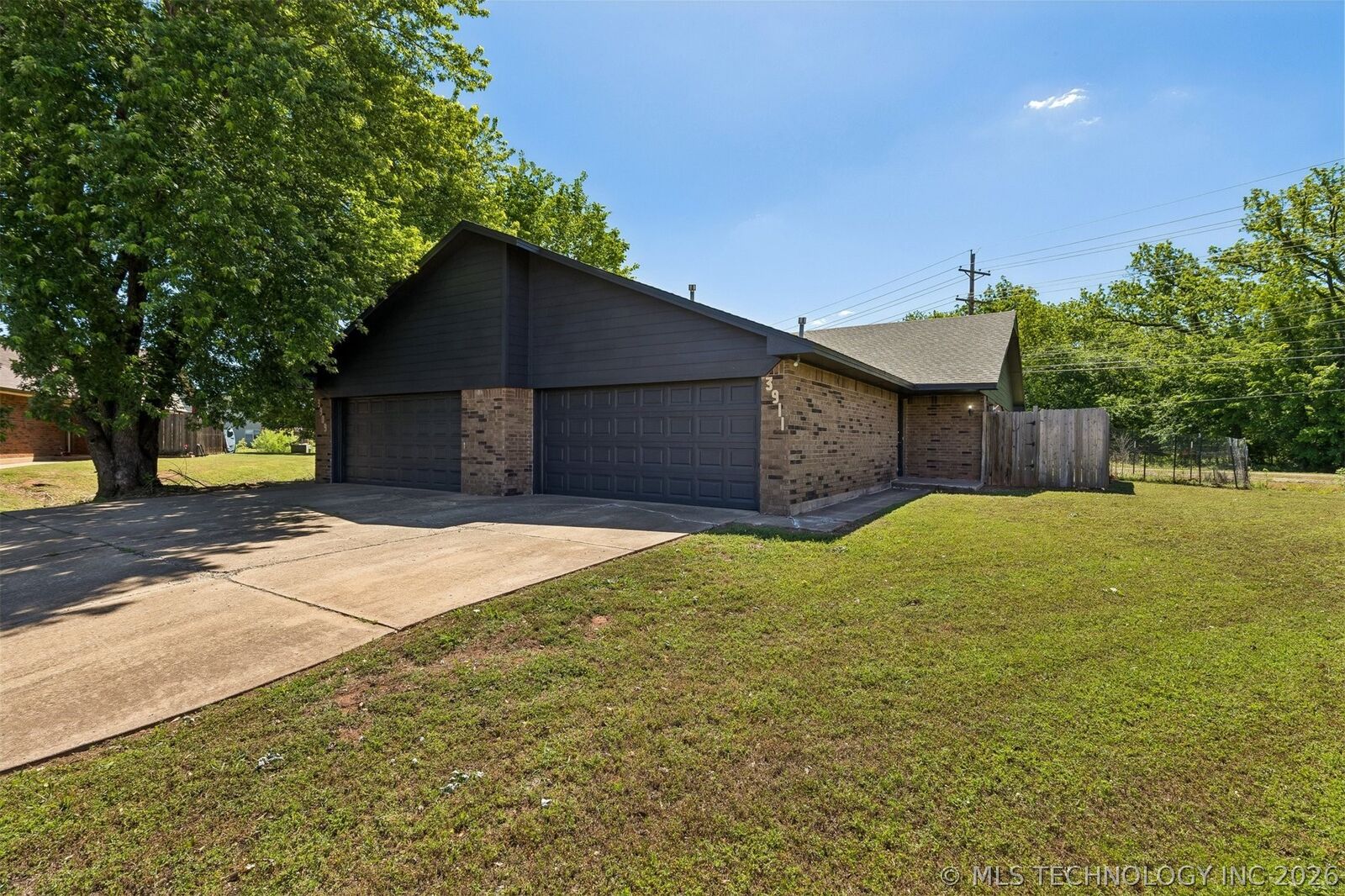 Property Photo:  3909 W 18th Court  OK 74074 