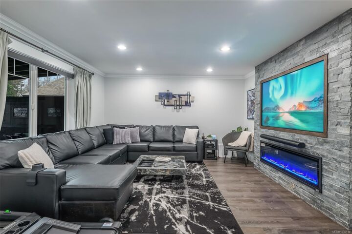 Property Photo:  5576 Swallow Dr  BC V9Y 7H1 