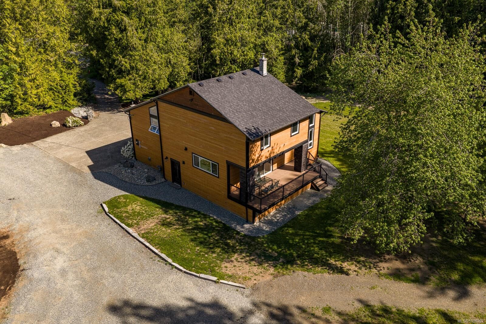 Property Photo:  3550 Cumberland Rd  BC V0R 1S0 