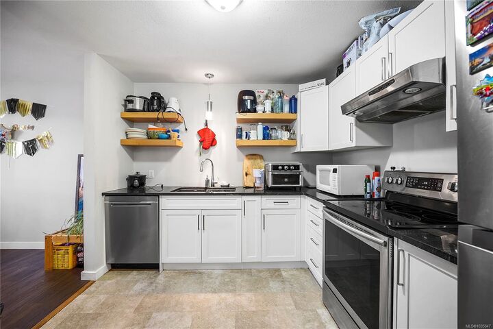 Property Photo:  3185 Barons Rd 315  BC V9T 5T3 