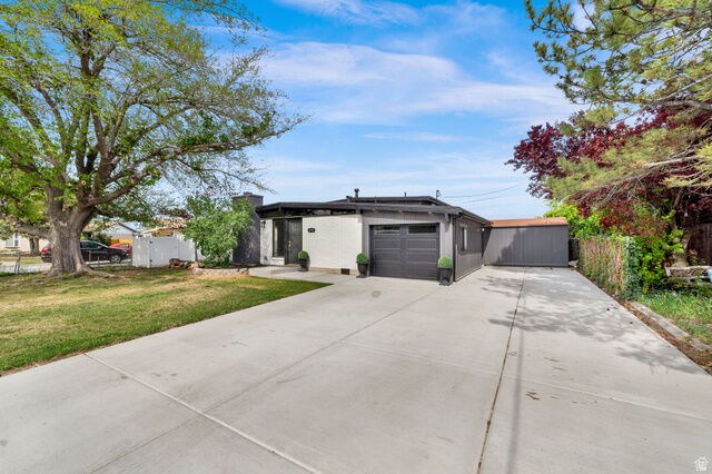 Property Photo:  3951 S Southbourne Way W  UT 84119 