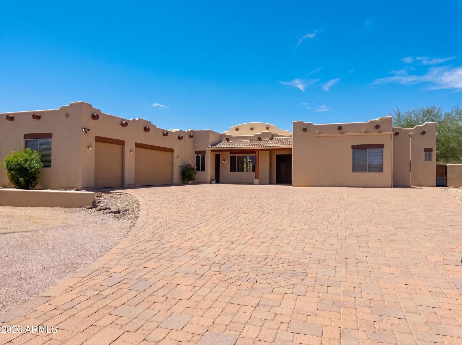 Property Photo:  4496 S Kings Ranch Road  AZ 85118 