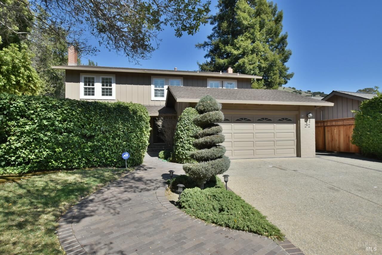 Property Photo: 22 Mount Wittenburg Court CA 94903