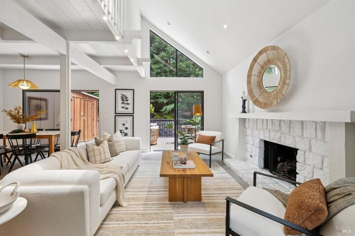 Property Photo:  514 Browning Street  CA 94941 