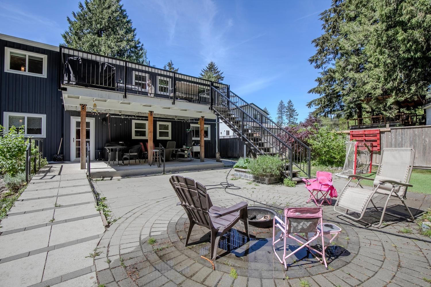 Property Photo: 41756 Government Road BC V8B 0G3