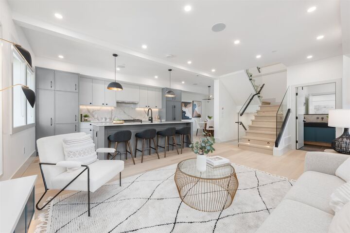 375 E 33rd Avenue 1 — photo 1