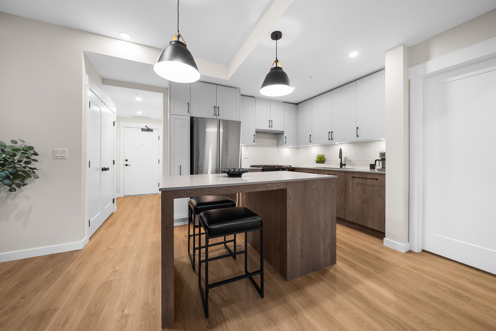 Property Photo:  27218 Aldergrove Town Centre Drive 201  BC V4W 0E2 