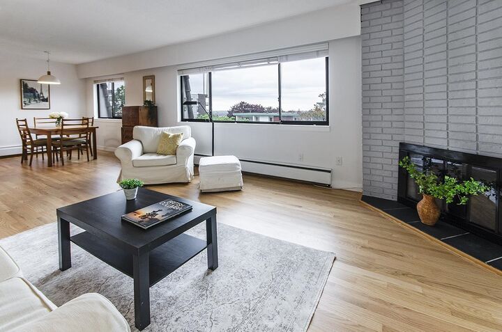 Property Photo:  1610 Chesterfield Avenue 303  BC V7M 2N7 