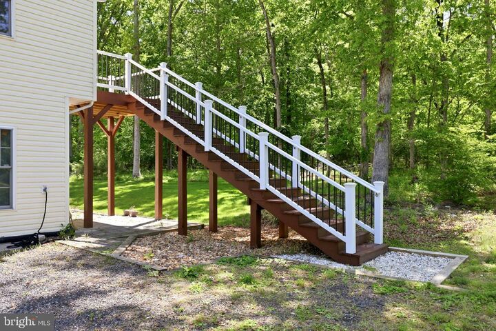 Property Photo:  