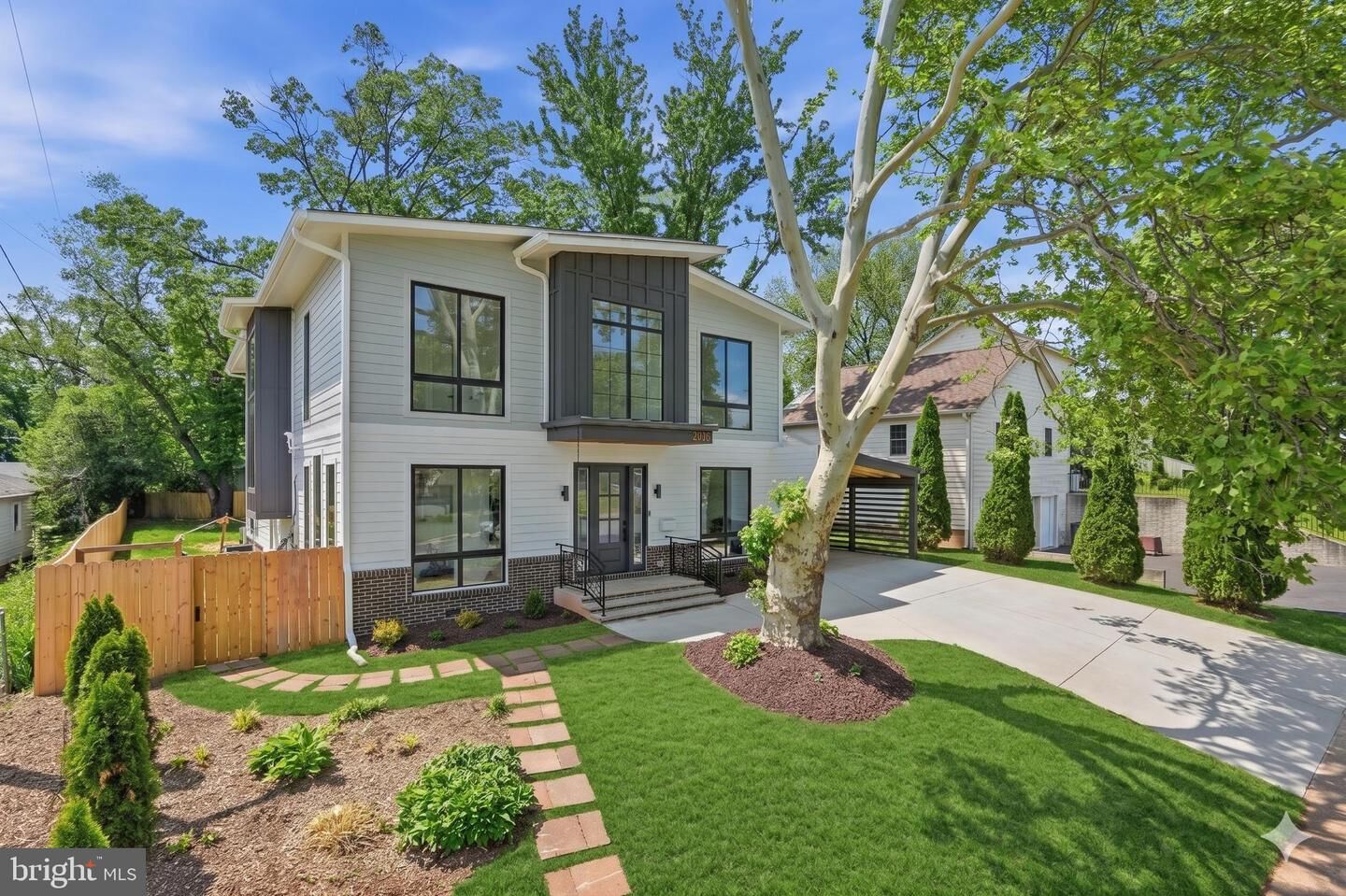 Property Photo: 3126 Westley Road VA 22042