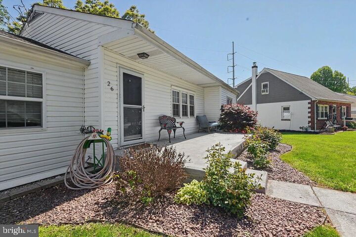 Property Photo: 26 Overlook Avenue DE 19808