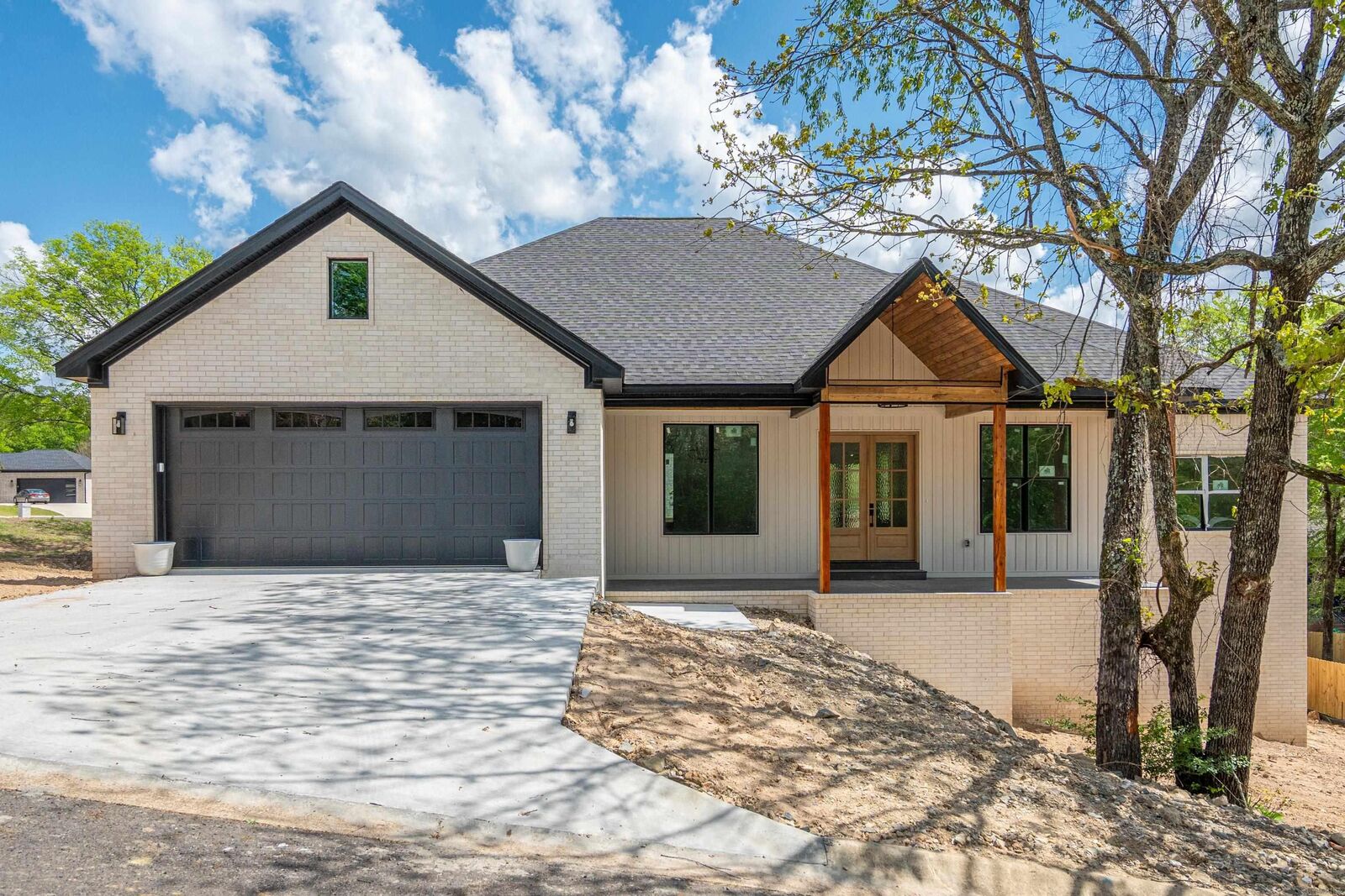 Property Photo:  222 Cromwell Court  AR 71901 