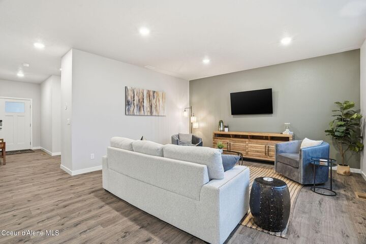 Property Photo: 4909 W Homeward Bound Blvd ID 83854