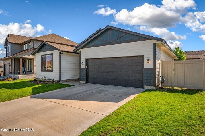 Property Photo:  1874 N Wollaston Dr  ID 83854 