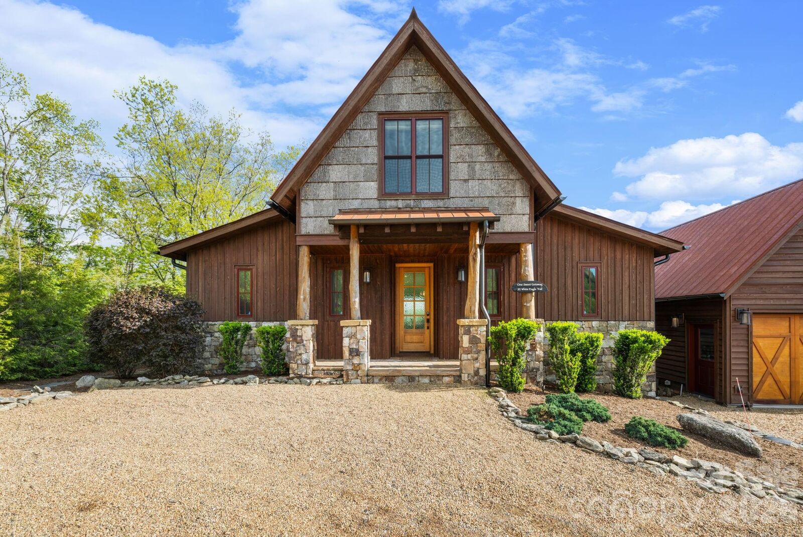 Property Photo:  92 White Eagle Trail  NC 28604 