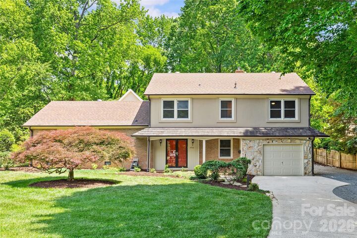 Property Photo:  2700 Pencoyd Lane  NC 28210 