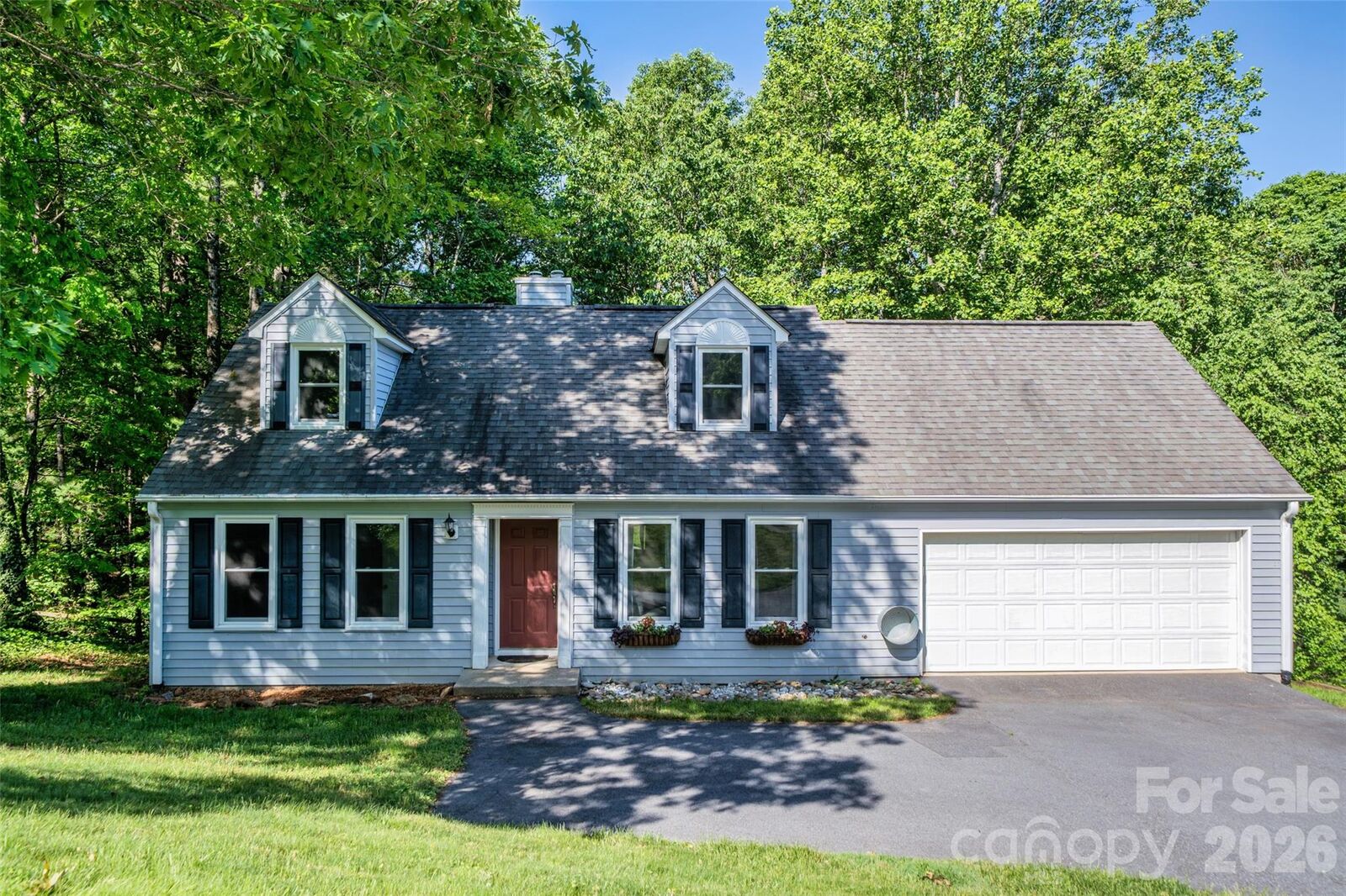 Property Photo:  18 Tarragon Place  NC 28731 