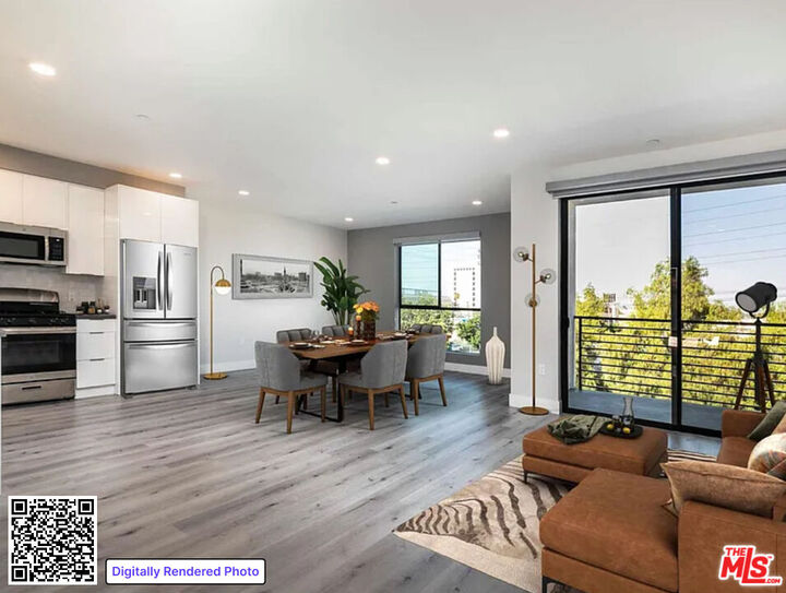 Property Photo: 14612 Calvert St CA 91411