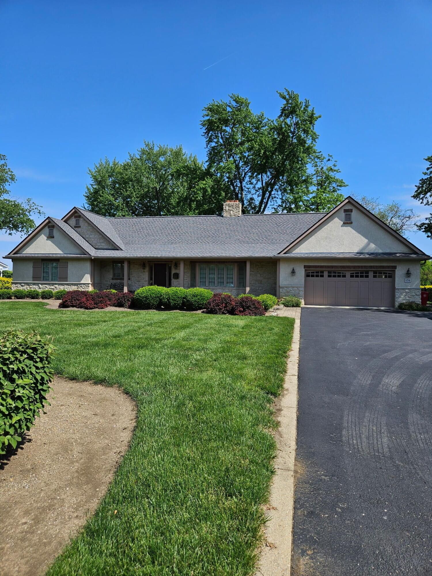 Property Photo:  176 Lafayette Street  OH 43140 