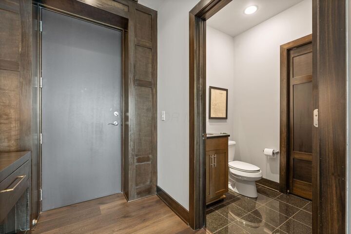 Property Photo:  1145 N High Street  OH 43201 
