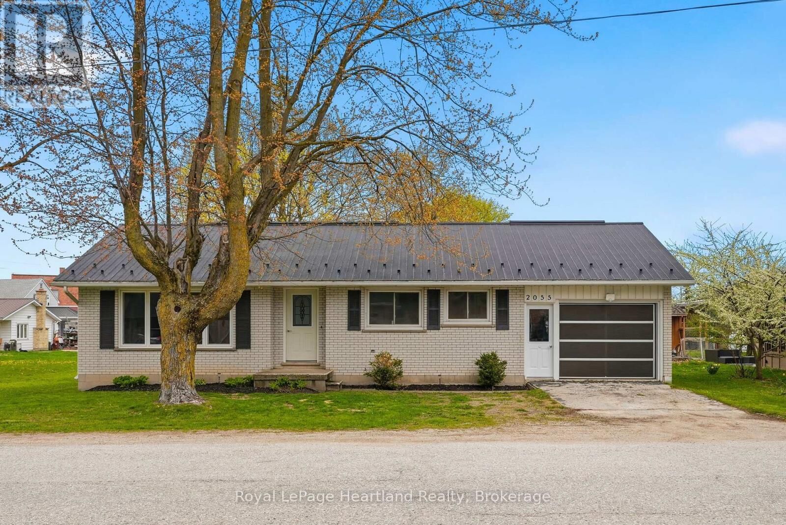 Property Photo:  2055 John Street  ON N0G 1X0 