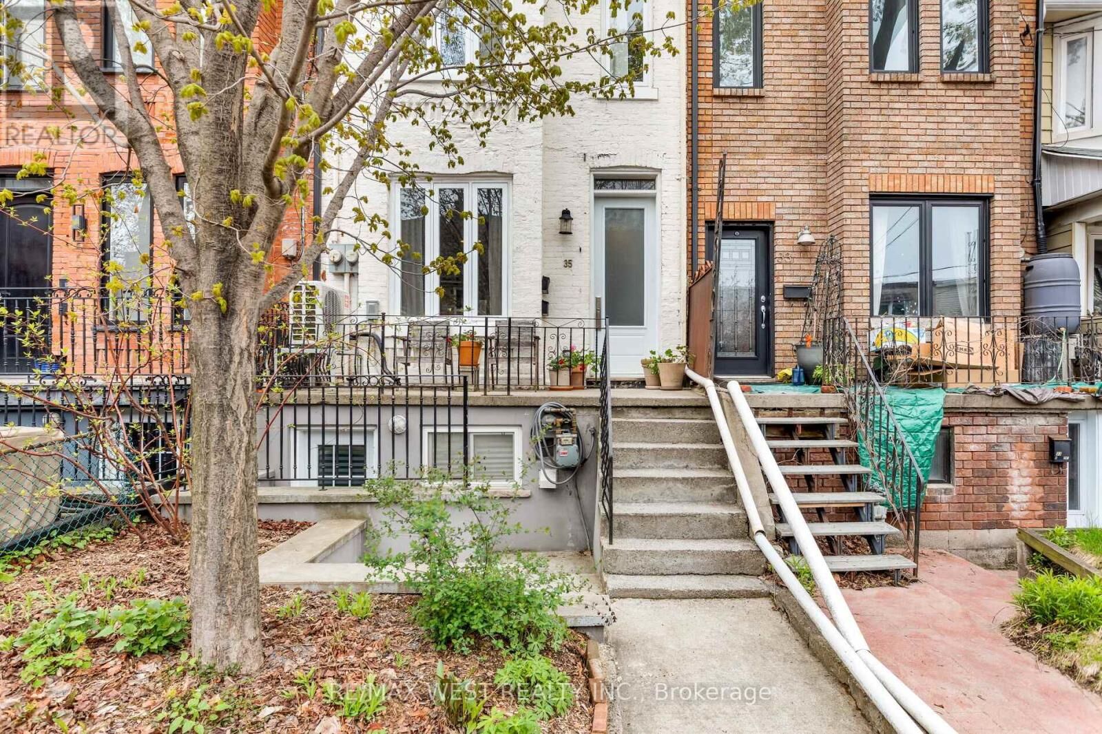 Property Photo:  35 St Clarens Avenue  ON M6K 2S4 