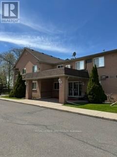 Property Photo:  117 Willson Road 12  ON L3C 2T4 