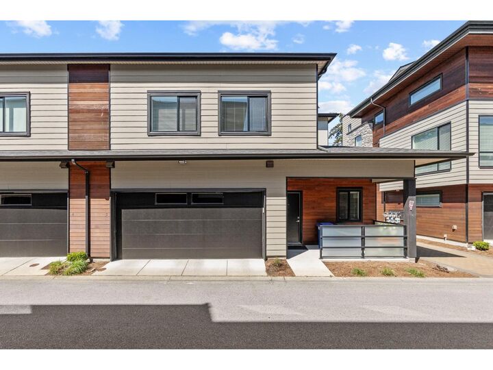 Property Photo:  15688 28 Avenue 5  BC V3Z 0N1 