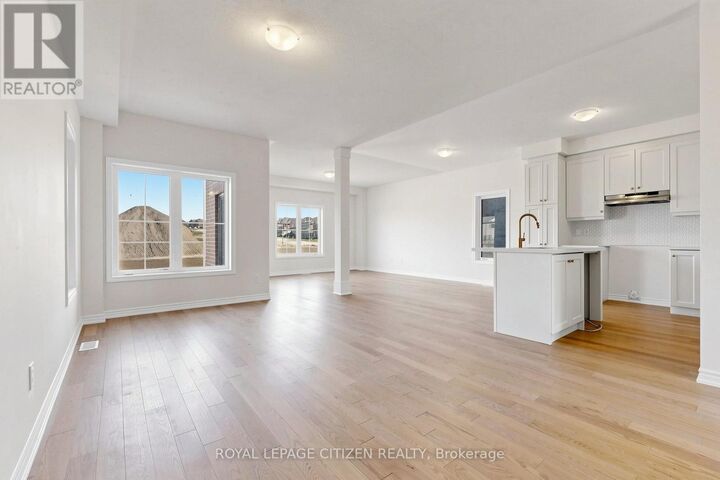 Property Photo:  8 Fenn Crescent  ON L9R 0X1 