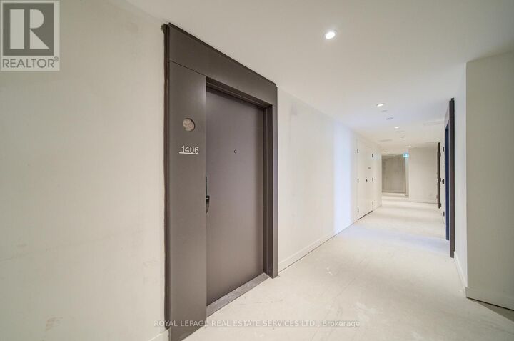 Property Photo:  2075 Lakeshore Road 1206  ON L7R 1E2 