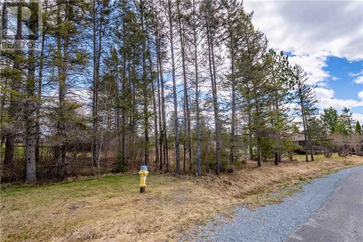 Property Photo:  8 Spruce Street  ON P0M 2G0 