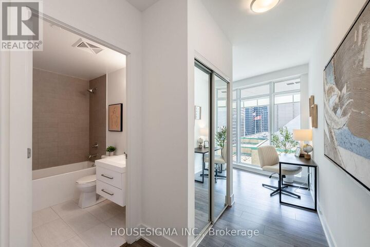 Property Photo:  403 Church Street South 902  ON M4Y 2C2 