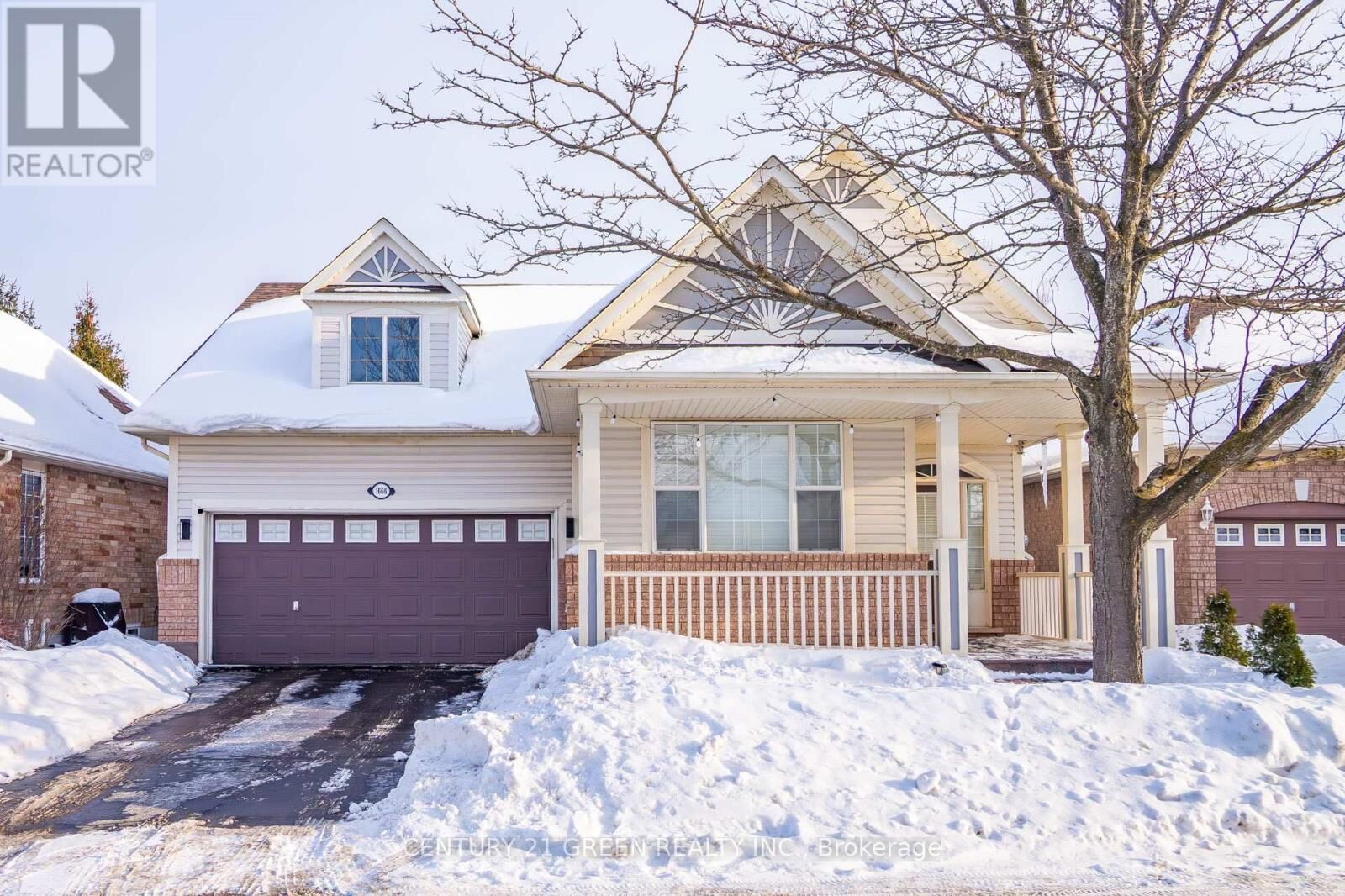 Property Photo:  1666 Allan Crescent  ON L9T 5Z6 