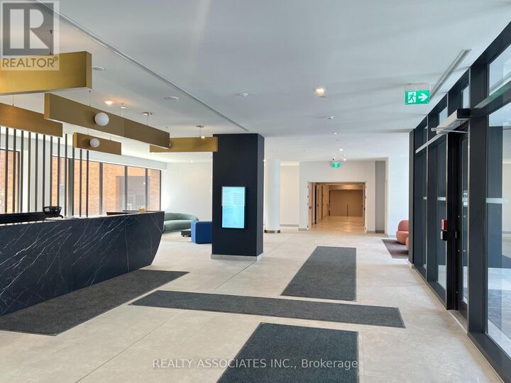 Property Photo:  1 Quarrington Lane 2907  ON M3C 0S4 
