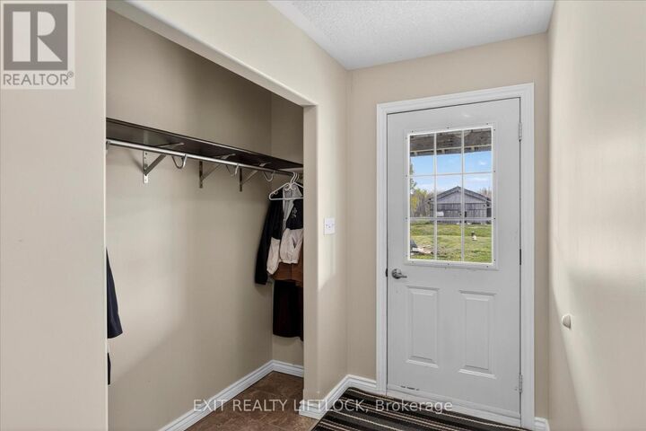 Property Photo:  39 Third Line Rd  ON K0L 2B0 