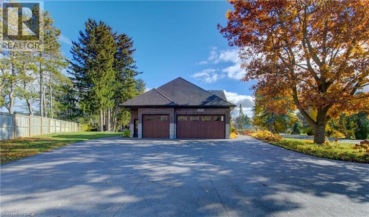 Property Photo:  52 Edgehill Drive  ON N2P 2C6 
