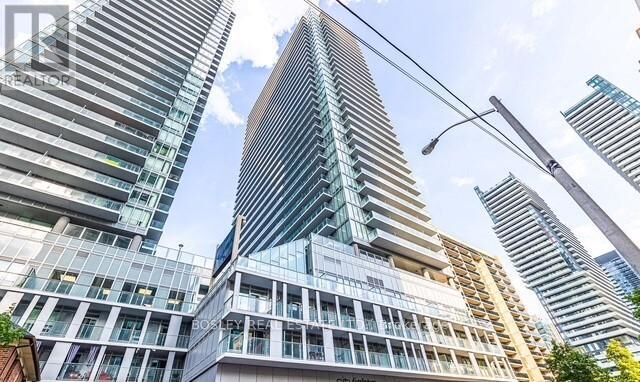 Property Photo:  195 Redpath Avenue Lph13  ON M4P 0E4 